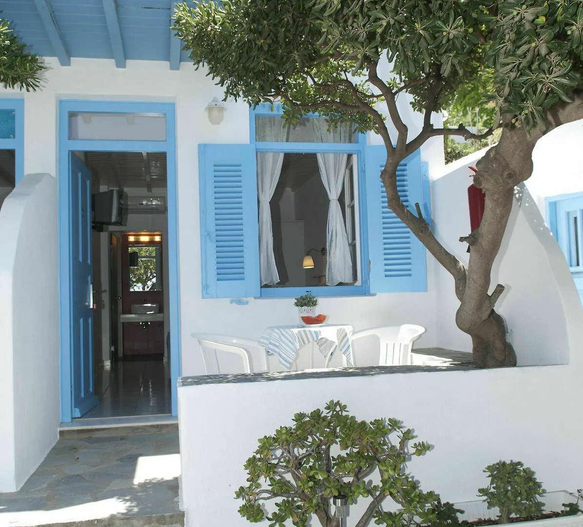Asimina Hotel Tourlos