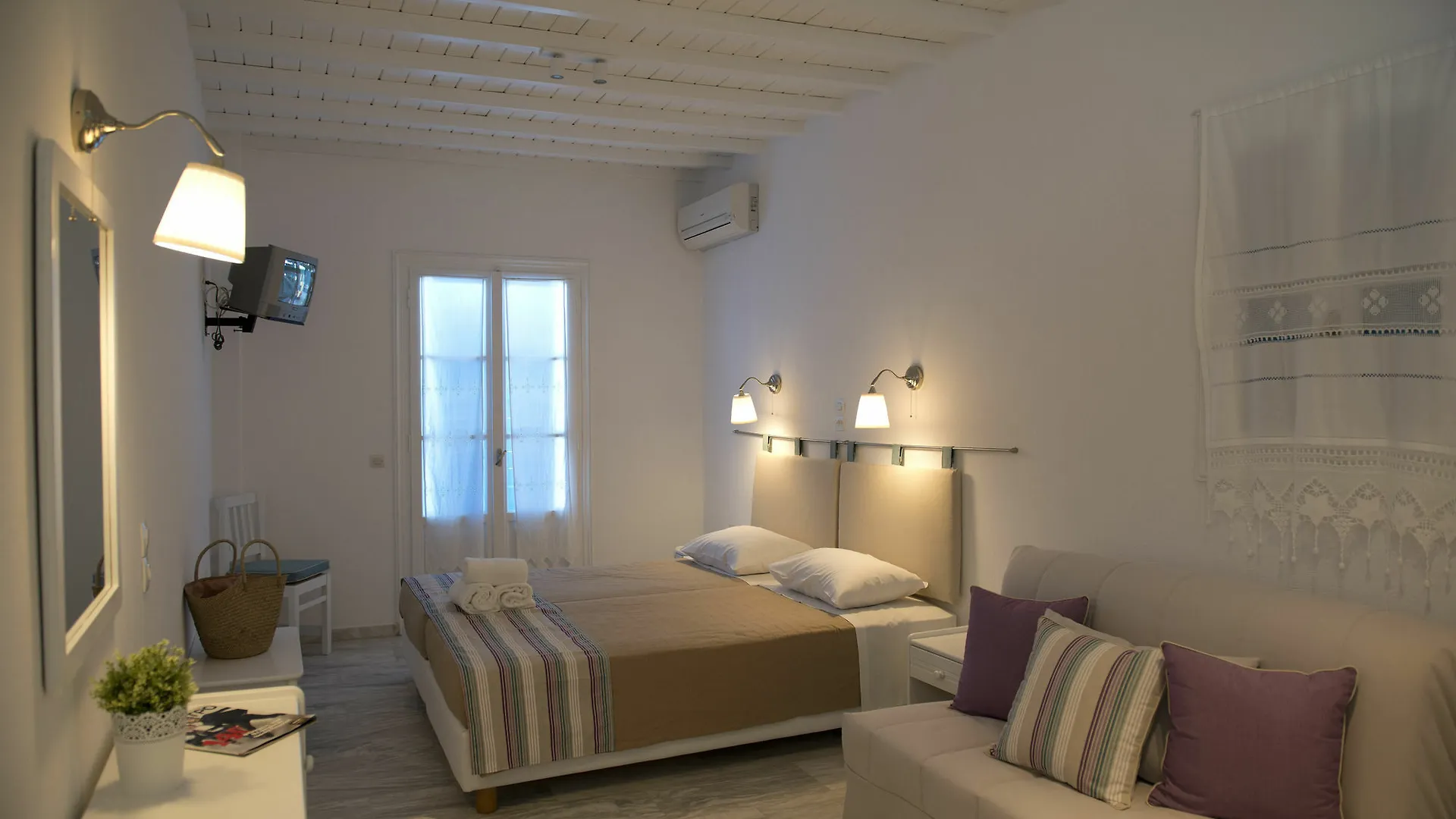 Asimina Hotel Tourlos Greece